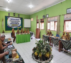 Sosialisasi Pembentukan Karakter Pegawai dengan Kedisiplinan